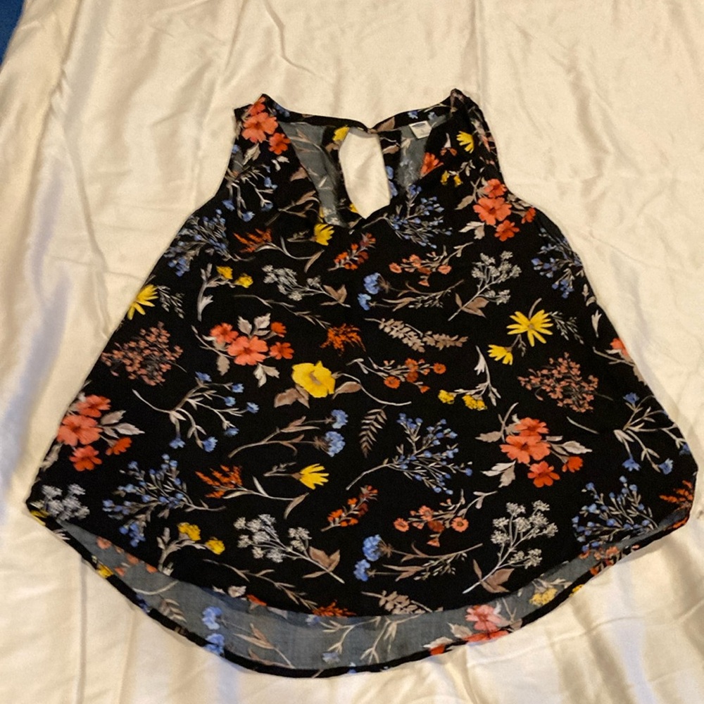 Old Navy Black Floral keyhole Tank Top